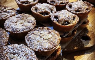 Homemade mince pies