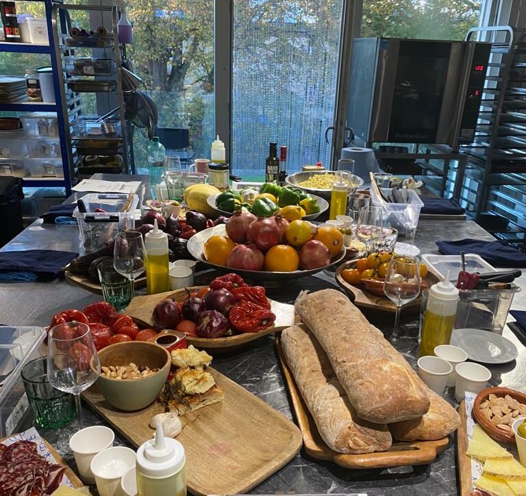 Dinner party cookery class