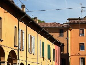 Bologna red city